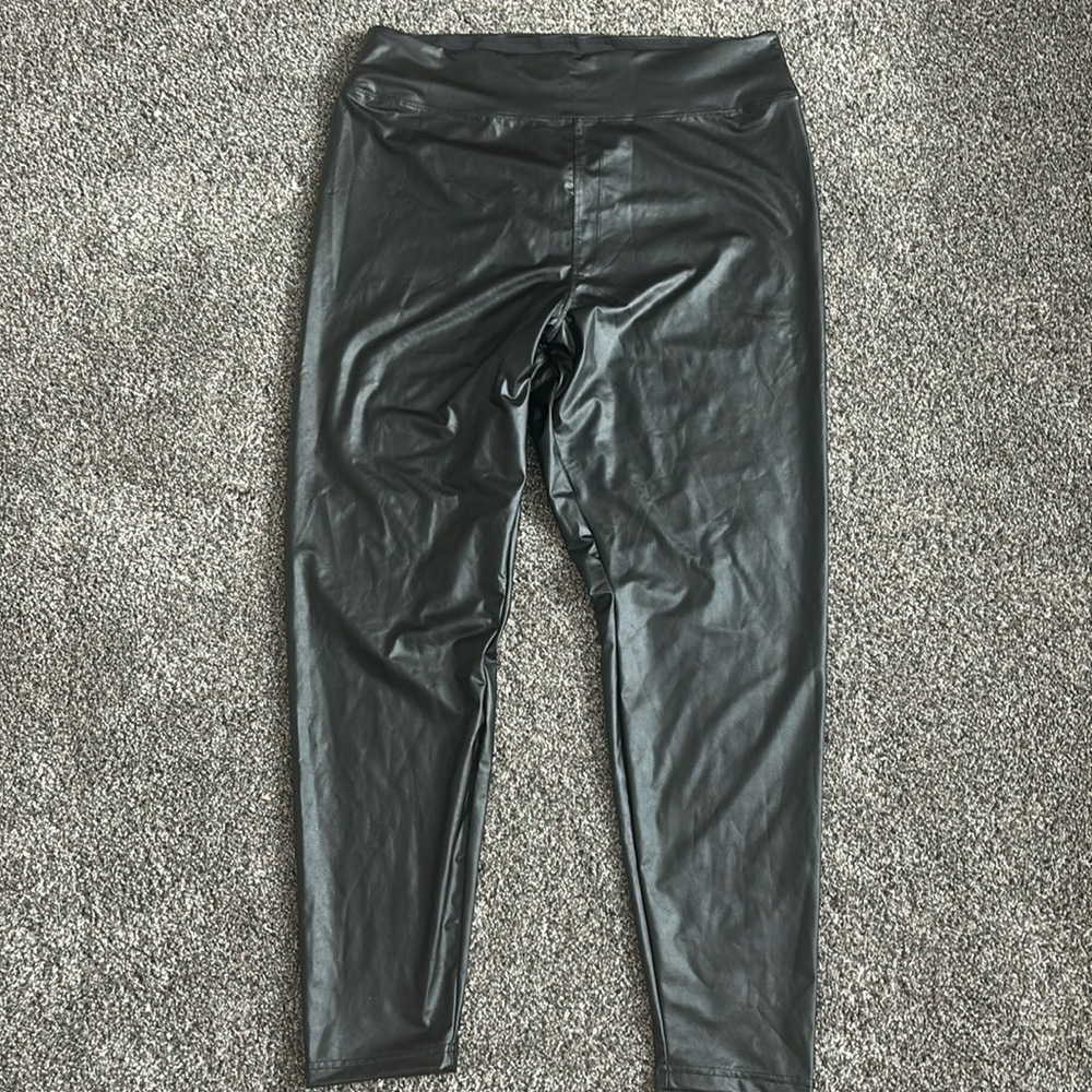 Aerie fake leatherr leggings